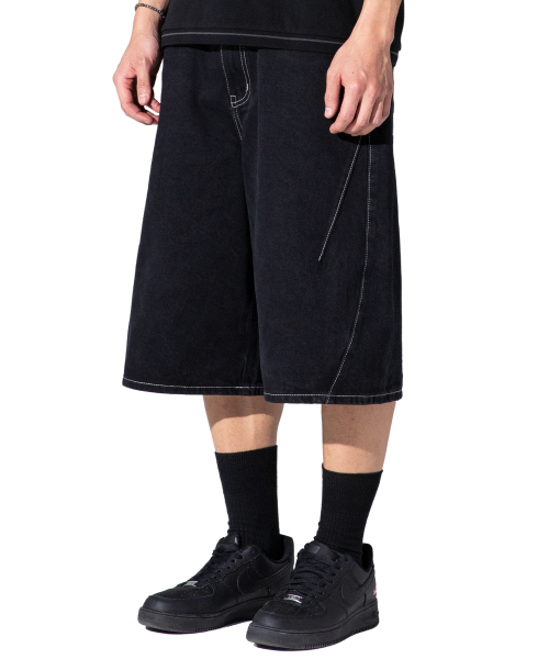 XTONZ(エクストーンズ)の「XP334 スリットバミューダデニムパンツ (ブラック)(その他パンツ・レディース・その他・SMALL/MEDIUM/LARGE)」の2枚目の写真
