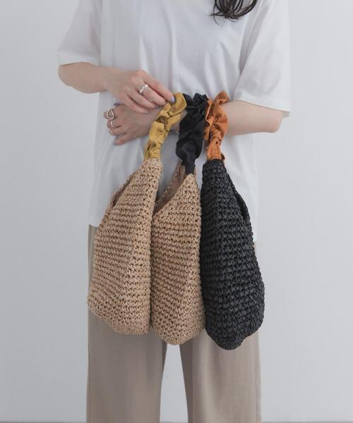 URBAN RESEARCH DOORS(アーバンリサーチドアーズ)の「ギャザーハンドルペーパーバッグ(かごバッグ・レディース・ブラック/オレンジ/イエロー・-)」の13枚目の写真
