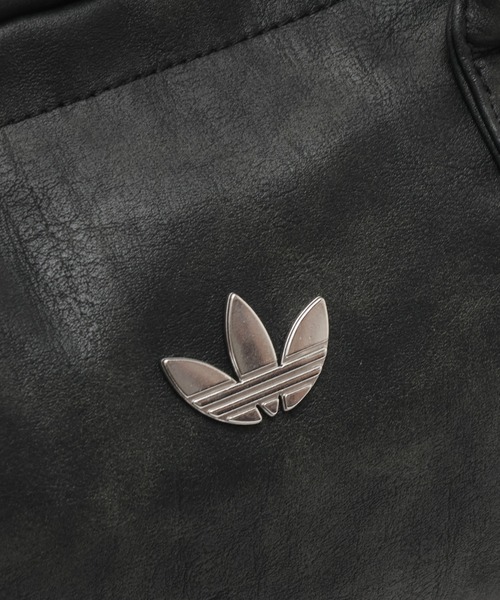 adidas(アディダス)の「adidas EL POCKET BAG / アディダス オリジナルス ロング丈 ポケット付き バッグ(ショルダーバッグ・レディース・ブラック・ONE SIZE)」の3枚目の写真