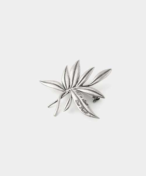 DNSR(ディーエヌエスアール)の「Leaf Brooch(ブローチ/コサージュ・メンズ・その他・OS)」の2枚目の写真