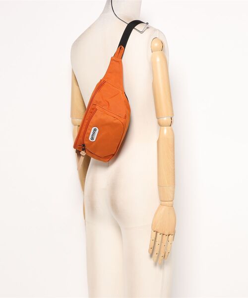 Scrap Book（スクラップブック）の「◆WEB + 京都店 限定展開◆【OUTDOOR PRODUCTS】WAIST BAG（ショルダーバッグ・レディース・ブラック/オレンジ/ベージュ/ブルー/グリーン・FREE）」の9枚目の写真