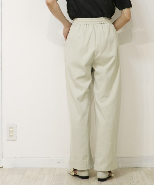 DISKEEN SURE(ディスキーンシュアー)の「腰周りすっきり見え!きれいめタックワイドパンツ(その他パンツ・レディース・イエロー/ホワイト/オフホワイト/アイボリー/チャコール/ブラック・FREE)」の9枚目の写真