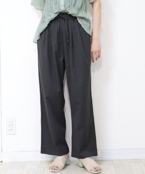 DISKEEN SURE(ディスキーンシュアー)の「腰周りすっきり見え!きれいめタックワイドパンツ(その他パンツ・レディース・イエロー/ホワイト/オフホワイト/アイボリー/チャコール/ブラック・FREE)」の15枚目の写真