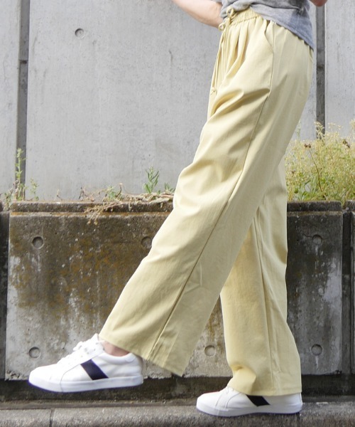 DISKEEN SURE(ディスキーンシュアー)の「腰周りすっきり見え!きれいめタックワイドパンツ(その他パンツ・レディース・イエロー/ホワイト/オフホワイト/アイボリー/チャコール/ブラック・FREE)」の19枚目の写真