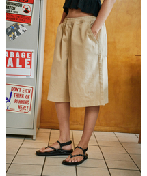 FLATWAVE IN SEOUL（フラットウェーブインソウル）の「Kanoa Wide Cotton Banding Shorts Beige（その他パンツ）」