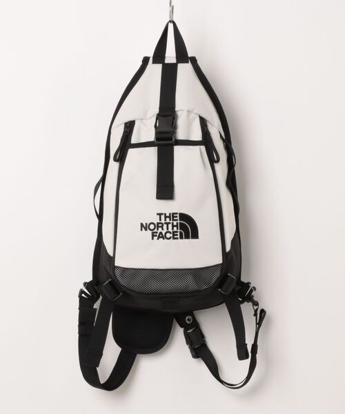 THE NORTH FACE(ザノースフェイス)の「THE NORTH FACE ノースフェイス リープスリング(ショルダーバッグ・メンズ・ホワイト/ブラック・FREE)」の2枚目の写真