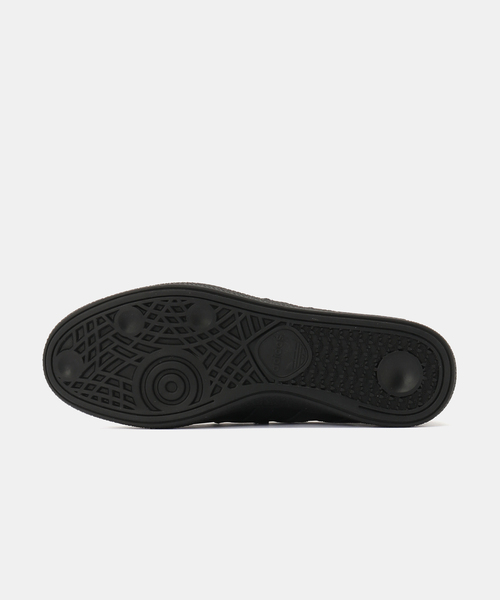adidas Originals(アディダスオリジナルス)の「adidas Originals HANDBALL SPEZIAL LOAFER KJ5786(スニーカー・メンズ・ブラック・23cm/23.5cm/24cm/24.5cm/25cm/26cm/26.5cm/27cm/27.5cm/28cm/28.5cm)」の4枚目の写真