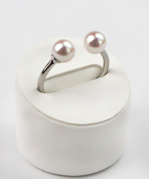 Seashore Uwajima Akoya Pearls(シーショアウワジマアコヤシンジュ)の「あこや真珠 2珠付 リング(リング・レディース・ピンクゴールド/ゴールド/シルバー・フリー)」の11枚目の写真