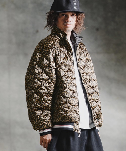 GLIMCLAP（グリムクラップ）の「mj11697-Reversible Souvenir Bomber Jacket リバーシブルスーベニアジャケット(211-011-gla-cg)（スカジャン・メンズ・ホワイト×ブラック/ブラック×ブラック・L/M/S）」の6枚目の写真