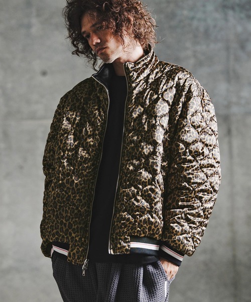 GLIMCLAP（グリムクラップ）の「mj11697-Reversible Souvenir Bomber Jacket リバーシブルスーベニアジャケット(211-011-gla-cg)（スカジャン・メンズ・ホワイト×ブラック/ブラック×ブラック・L/M/S）」の17枚目の写真