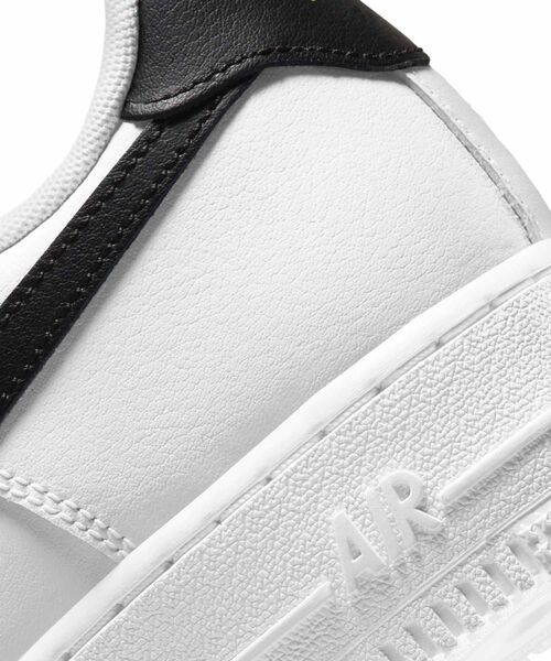 NIKE(ナイキ)の「ナイキ エア フォース 1 '07 エッセンシャル ウィメンズシューズ / Nike Air Force 1 '07 Essential Women's Shoes CZ0270-102 White(スニーカー・レディース・ホワイト・23/24/26/25.5/25/22.5/22/24.5/23.5)」の8枚目の写真