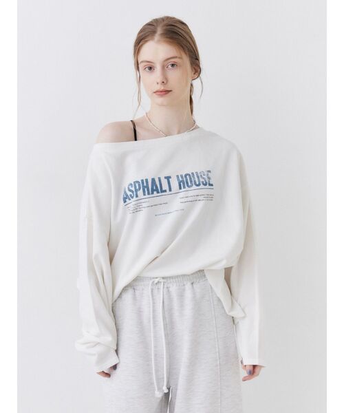 Ungrid(アングリッド)の「ツアーロゴボートネックライトスウェット(スウェット・レディース・レッド/オフホワイト/チャコールグレー・FREE)」の15枚目の写真