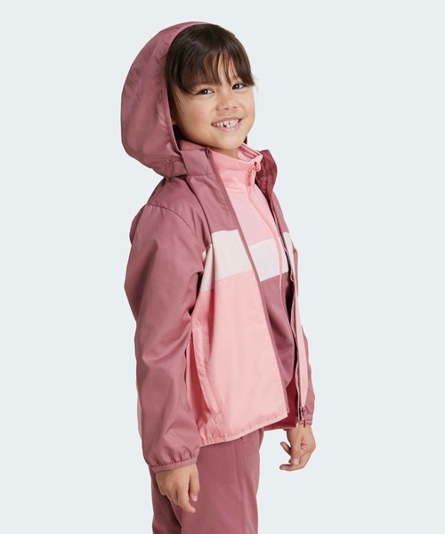 adidas(アディダス)の「WIND. RDY Tiberio ウインドブレーカー / アディダス adidas(ナイロンジャケット・キッズ・レッド・100/110/120/130)」の4枚目の写真