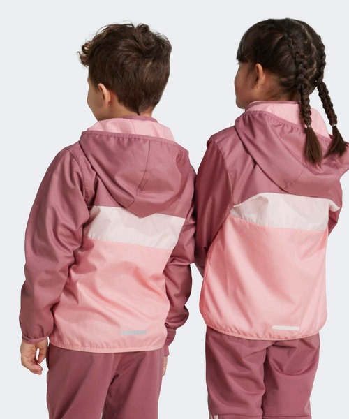 adidas(アディダス)の「WIND. RDY Tiberio ウインドブレーカー / アディダス adidas(ナイロンジャケット・キッズ・レッド・100/110/120/130)」の2枚目の写真