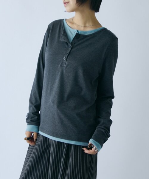 goocy(グーシー)の「配色ヘンリーネックトップス(Tシャツ/カットソー・レディース・チャコールグレー/ブラック/グレー/ブラウン・FREE)」の3枚目の写真