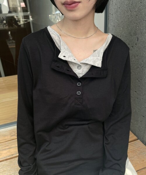 goocy(グーシー)の「配色ヘンリーネックトップス(Tシャツ/カットソー・レディース・チャコールグレー/ブラック/グレー/ブラウン・FREE)」の2枚目の写真