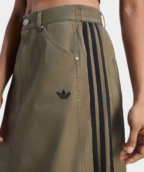 adidas(アディダス)の「パラシュート スカート / アディダスオリジナルス adidas Originals(スカート・レディース・グリーン・XX-LARGE/X-LARGE/LARGE/MEDIUM/SMALL/3XL)」の5枚目の写真