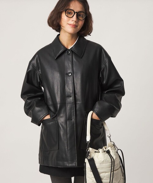 green label relaxing(グリーンレーベルリラクシング)の「【WEB限定】<at ease>レザーライク ブルゾン(その他アウター・レディース・ブラック/クリーム・38/36)」の1枚目の写真