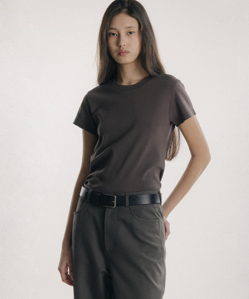 BLANKROOM HER（ブランクルームウーマン）の「クラシカルトップ_BROWN（Tシャツ/カットソー・レディース・その他・ONE）」の3枚目の写真