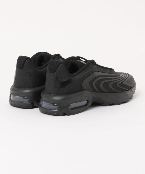 NIKE(ナイキ)の「NIKE ナイキ AIR MAX FIRE メンズスニーカー(エアマックスファイヤー) IR0819-007 ブラック/ブラック(スニーカー・メンズ・ブラック×ブラック・30.0cm/29.0cm/27.5cm/28.0cm/26.5cm/27.0cm/25.5cm/26.0cm)」の2枚目の写真