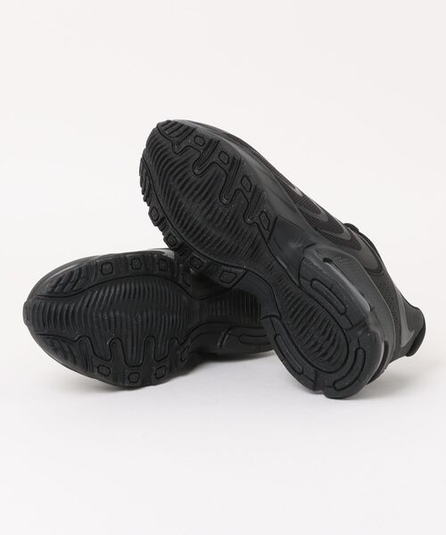 NIKE(ナイキ)の「NIKE ナイキ AIR MAX FIRE メンズスニーカー(エアマックスファイヤー) IR0819-007 ブラック/ブラック(スニーカー・メンズ・ブラック×ブラック・30.0cm/29.0cm/27.5cm/28.0cm/26.5cm/27.0cm/25.5cm/26.0cm)」の3枚目の写真
