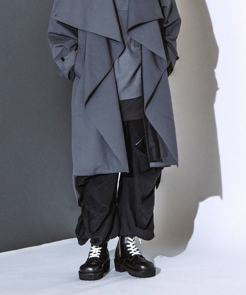 NO ID.(ノーアイディ)の「【NO ID.】Side Gather Wide Cargo Pants / サイド ギャザー ワイド カーゴ パンツ(カーゴパンツ・メンズ・グレー/ブラック・2/1)」の7枚目の写真