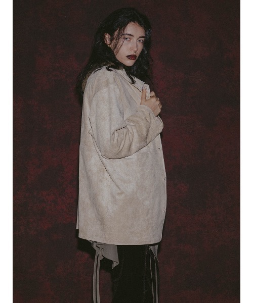 ELCHELE(エルチェレ)の「#2 SYNTHETIC SUEDE SHIRT(シャツ/ブラウス・レディース・ブラウン/ナチュラル/ターコイズブルー系・FREE)」の16枚目の写真