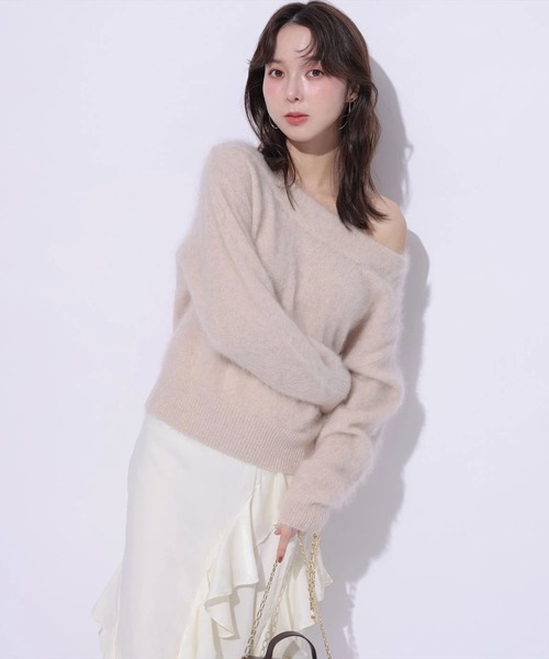Mystrada(マイストラーダ)の「オフショルファーニット(ニット/セーター・レディース・ホワイト/ダークブラウン/ピンクベージュ/ピンク系その他4・38)」の20枚目の写真