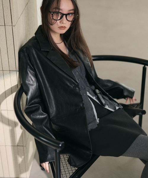 LAULEN(ローレン)の「faux leather tailored jacket /フェイクレザーテーラードジャケット(テーラードジャケット・レディース・ブラック・FREE)」の4枚目の写真