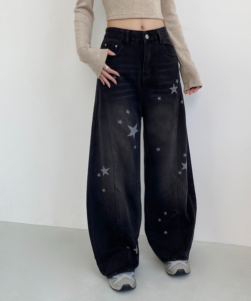 MAISON DE THERESE(メゾン ド テレーズ)の「星柄プリント ワイドカーブデニムパンツ レトロ ゆるシルエット バナナパンツ(デニムパンツ・レディース・ブルー/ブラック・M)」の7枚目の写真