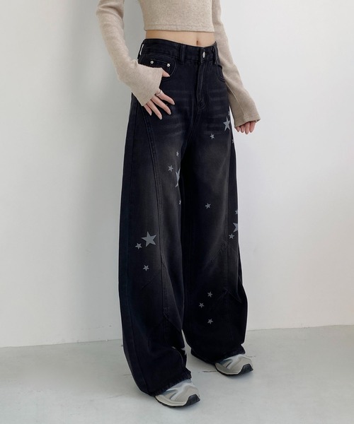 MAISON DE THERESE(メゾン ド テレーズ)の「星柄プリント ワイドカーブデニムパンツ レトロ ゆるシルエット バナナパンツ(デニムパンツ・レディース・ブルー/ブラック・M)」の9枚目の写真
