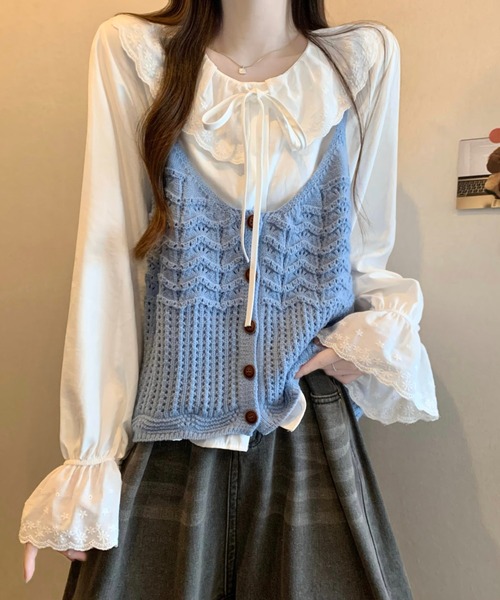 LUCPY(ラクピー)の「透かし編みニットビスチェ×フリルブラウスセット(シャツ/ブラウス・レディース・ブルー/イエロー/レッド・FREE)」の4枚目の写真