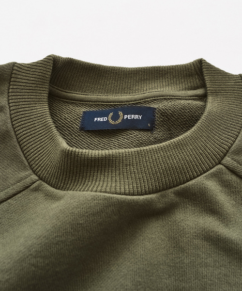 417 EDIFICE（フォーワンセブンエディフィス）の「FRED PERRY / フレッドペリー TIPPED CREWNECK SWEATSHIRT（スウェット・メンズ・ネイビー/カーキ/アイボリー・MEDIUM/LARGE）」の15枚目の写真