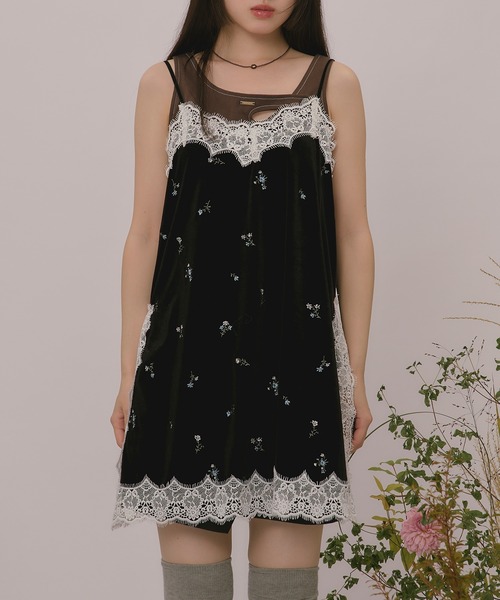 loin nuit(ロワンニュイ)の「velours assort lace cami onepiece / ベロアアソートレースキャミワンピース(ワンピース・レディース・ブラウン/ブラック・FREE)」の6枚目の写真