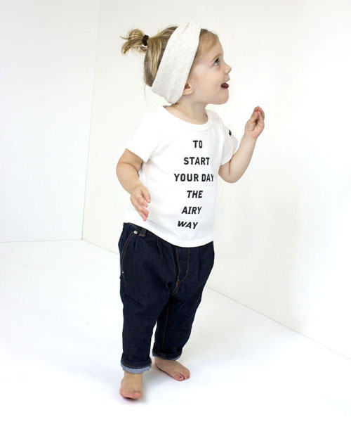 quoti use fith（クゥオティ　ユース　フィス）の「半袖ロゴTシャツ（Tシャツ/カットソー・キッズ・ホワイト/ネイビー/イエロー/ピンク・80/90/100/120/110/130）」の2枚目の写真