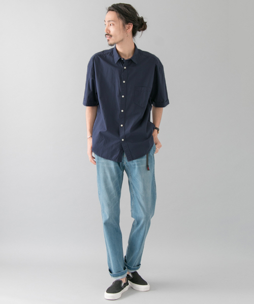 URBAN RESEARCH（アーバンリサーチ）の「UR 製品染めタイプライタールーズシャツ（シャツ/ブラウス・メンズ・カーキ/ブルー/ホワイト/ネイビー・MEDIUM/LARGE）」の11枚目の写真