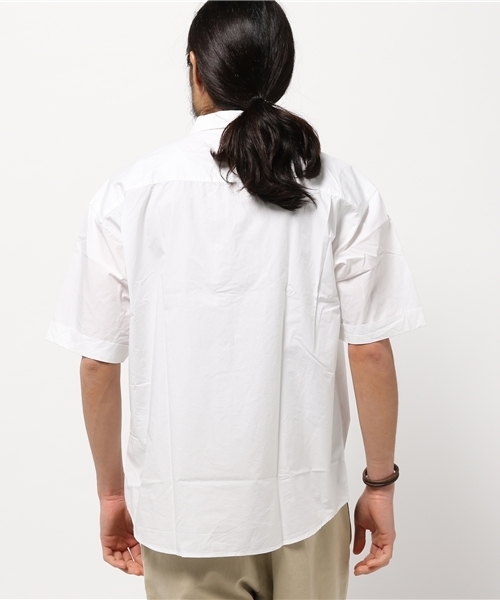 URBAN RESEARCH（アーバンリサーチ）の「UR 製品染めタイプライタールーズシャツ（シャツ/ブラウス・メンズ・カーキ/ブルー/ホワイト/ネイビー・MEDIUM/LARGE）」の13枚目の写真