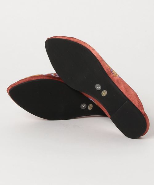 Another Edition(アナザーエディション)の「チャイナ刺繍スリッポン ◆(その他シューズ・レディース・ピンク/ブラック・MEDIUM/LARGE/SMALL)」の4枚目の写真