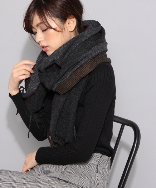 BLISS POINT（ブリスポイント）の「AWカシミヤコンストール/767765（ストール/ショール・レディース・ベージュ/ピンク/オフホワイト/チャコールグレー/ブルー/サーモンピンク/イエロー/その他2/その他3/その他5/その他4/その他1/その他6/ライトブルー/オレンジ/パープル・ONE SIZE）」の12枚目の写真