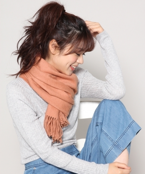 BLISS POINT（ブリスポイント）の「AWカシミヤコンストール/767765（ストール/ショール・レディース・ベージュ/ピンク/オフホワイト/チャコールグレー/ブルー/サーモンピンク/イエロー/その他2/その他3/その他5/その他4/その他1/その他6/ライトブルー/オレンジ/パープル・ONE SIZE）」の10枚目の写真