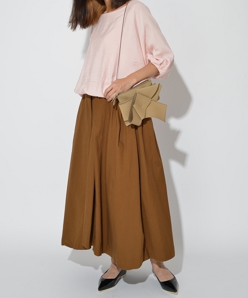 SOLPRESA（ソルプレーサ）の「ボンディングリボンクラッチバッグ（クラッチバッグ・レディース・ベージュ/オレンジ/イエロー/ブラック・ONE SIZE）」の7枚目の写真