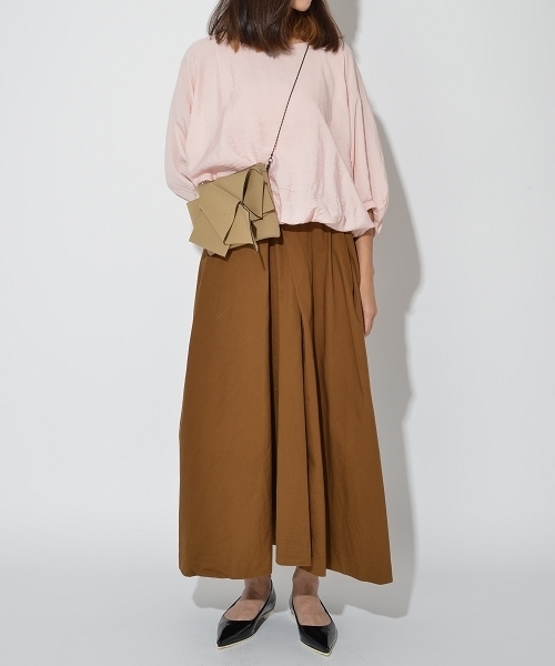 SOLPRESA（ソルプレーサ）の「ボンディングリボンクラッチバッグ（クラッチバッグ・レディース・ベージュ/オレンジ/イエロー/ブラック・ONE SIZE）」の9枚目の写真