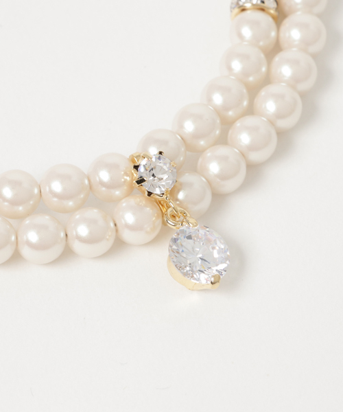 form forma(フォルムフォルマ)の「パールショートネックレス(ネックレス・レディース・ホワイト×シルバー/ホワイト×ゴールド・FREE)」の3枚目の写真