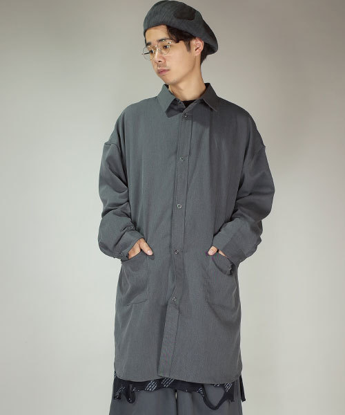 rovtski(ロフトスキー)の「rovtski 【セットアップアイテム】ドロップショルダーオーバーサイズロングシャツ/7S17072401(シャツ/ブラウス・メンズ・グレー/ブラック・FREE)」の2枚目の写真
