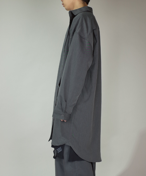 rovtski(ロフトスキー)の「rovtski 【セットアップアイテム】ドロップショルダーオーバーサイズロングシャツ/7S17072401(シャツ/ブラウス・メンズ・グレー/ブラック・FREE)」の8枚目の写真