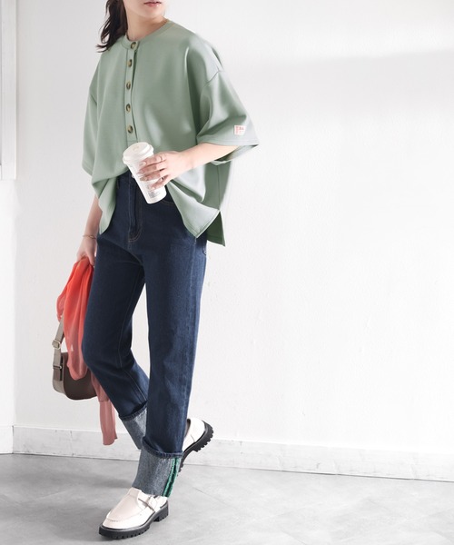 Java（ジャバ）の「《JaVaジャバ コラボ》大人の艶感。2wayダンボールニットヘンリートップス（Tシャツ/カットソー・レディース・ホワイト/ブラック/チャコールグレー/杢グレー/ネイビー/ベージュ/グレイッシュベージュ/ブラウン/グレー系その他/グリーン/ブルー・MEDIUM/LARGE/X-LARGE/XX-LARGE/SMALL）」の12枚目の写真