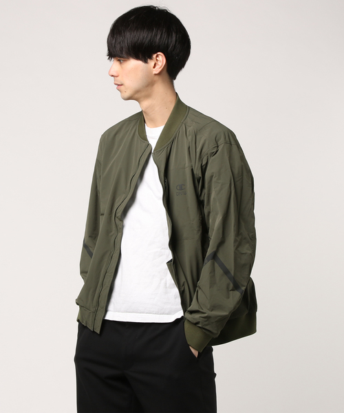 Champion(チャンピオン)の「【Champion/チャンピオン】メンズ CPFU ジップジャケット(ナイロンジャケット・メンズ・ダークブルー/サンドベージュ/レッド系その他6/オリーブ・LARGE/X-LARGE/MEDIUM)」の2枚目の写真