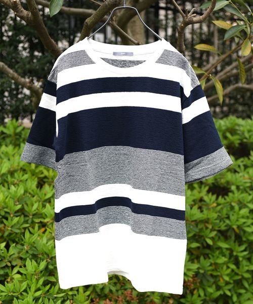 SHIPS(シップス)の「SU: 梨地 ボーダーカットソー(Tシャツ/カットソー・メンズ・オリーブ/ネイビー/グレー/ブラック/オレンジ・SMALL/MEDIUM/LARGE/X-LARGE)」の4枚目の写真