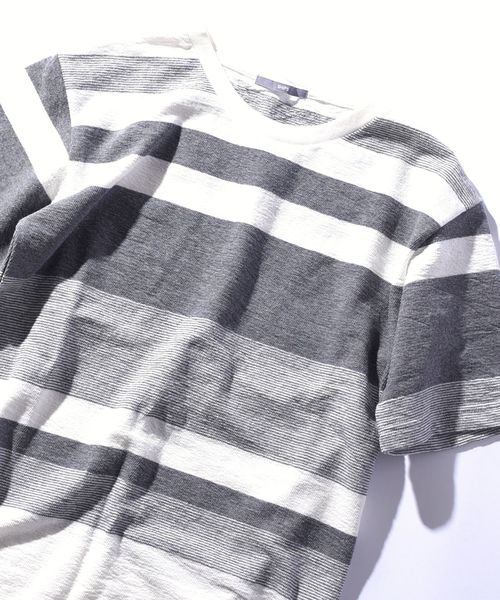 SHIPS(シップス)の「SU: 梨地 ボーダーカットソー(Tシャツ/カットソー・メンズ・オリーブ/ネイビー/グレー/ブラック/オレンジ・SMALL/MEDIUM/LARGE/X-LARGE)」の7枚目の写真