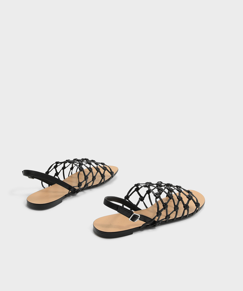 CHARLES & KEITH(チャールズ & キース)の「キトンウィーブサンダル / KNOTTED WEAVE SANDALS(サンダル・レディース・ホワイト/ブラック・23.5cm/25cm/24.5cm/23cm)」の4枚目の写真